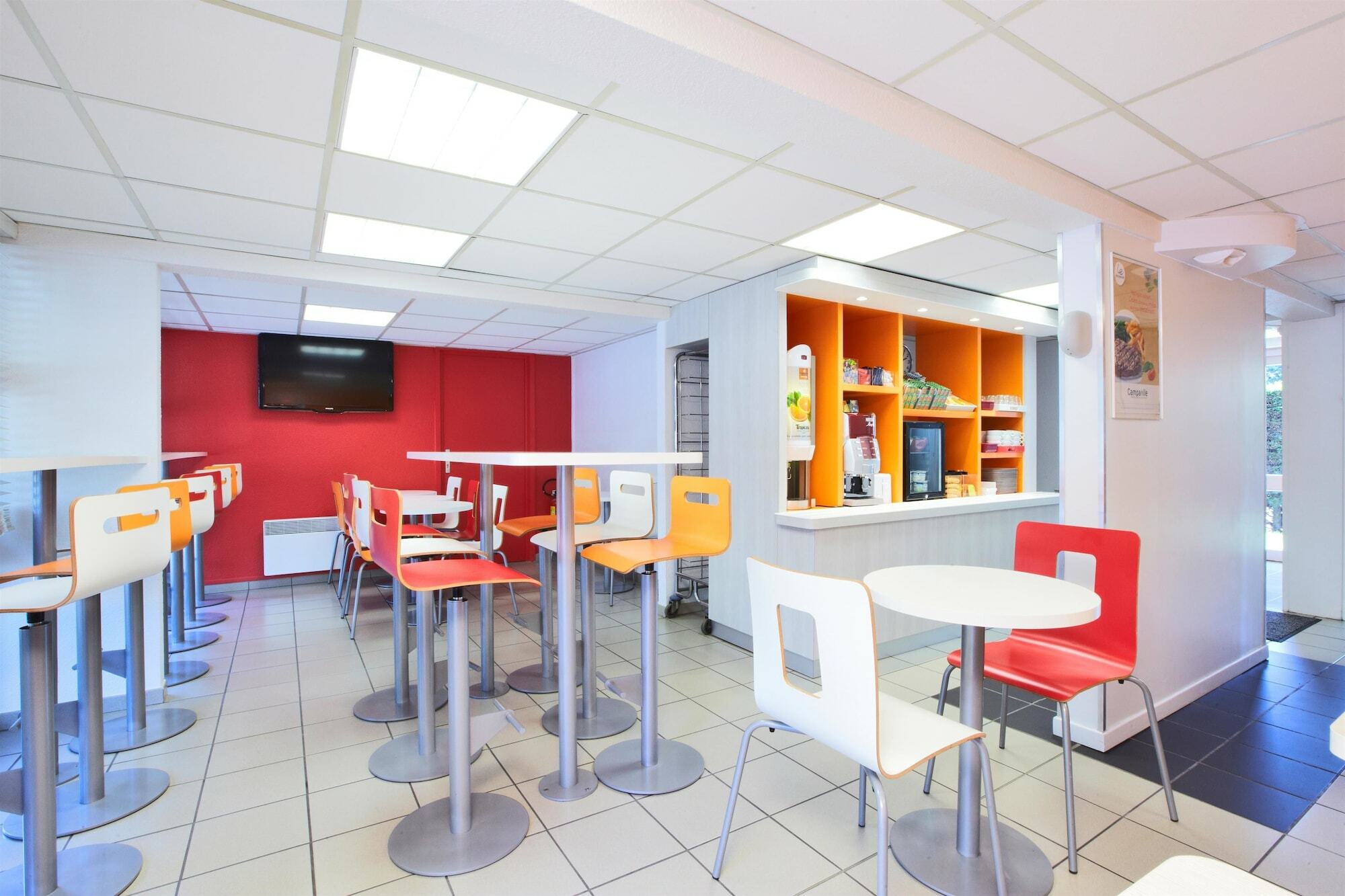 Premiere Classe Lille Sud - Seclin Exterior foto